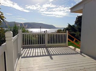 12 Coffey Ave, New Windsor, NY 12553