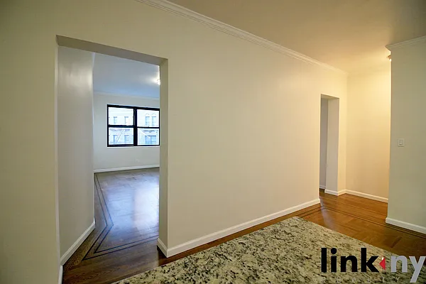 Rented by Link NY Realty | media 17