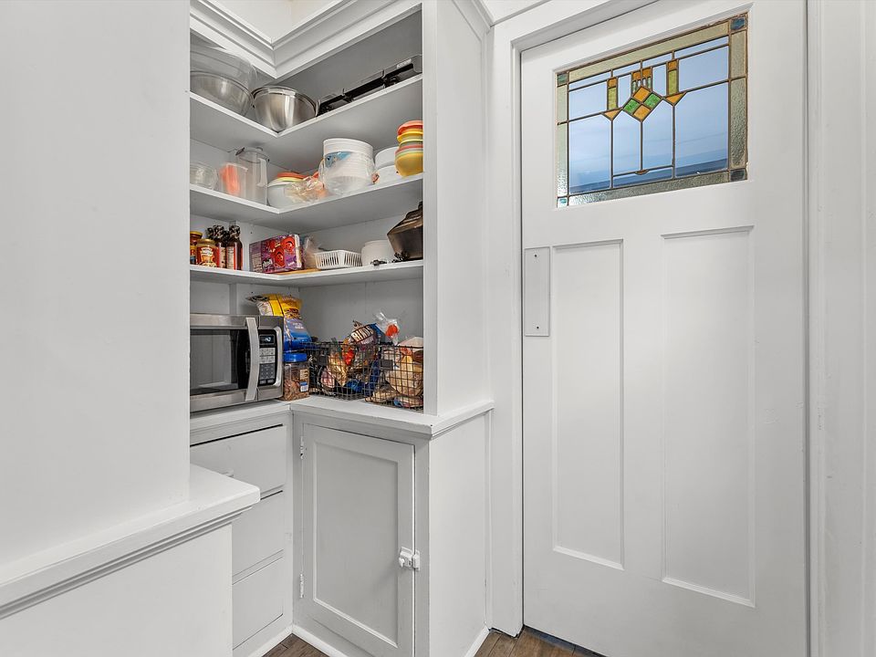 1st image of 5913 W Washington Blvd #5913