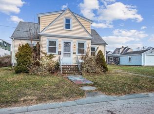 27 Emerson St, Dartmouth, MA 02748