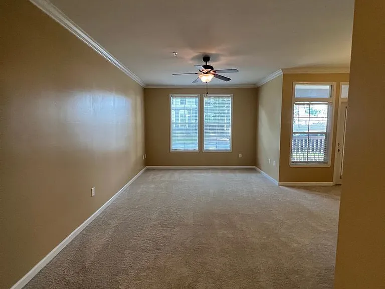 503 Water St — Photo 17