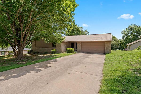 1st image of 707 Quail Run Rd