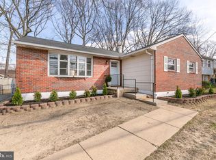 7935 Elvaton Rd, Glen Burnie, MD 21061