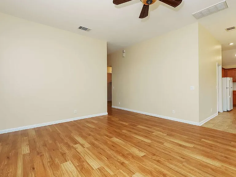 1561 Kenneys Way — Photo 4