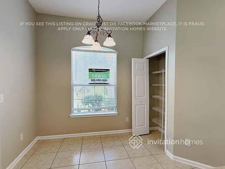 1033 Dunstable Ln — Photo 7