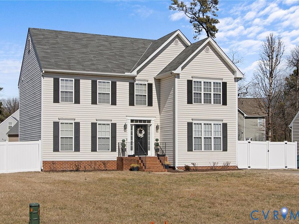 1st image of 1413 Woodside Ct