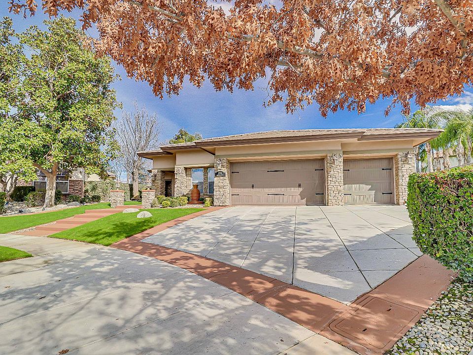 1st image of 1704 Briercliff Ct