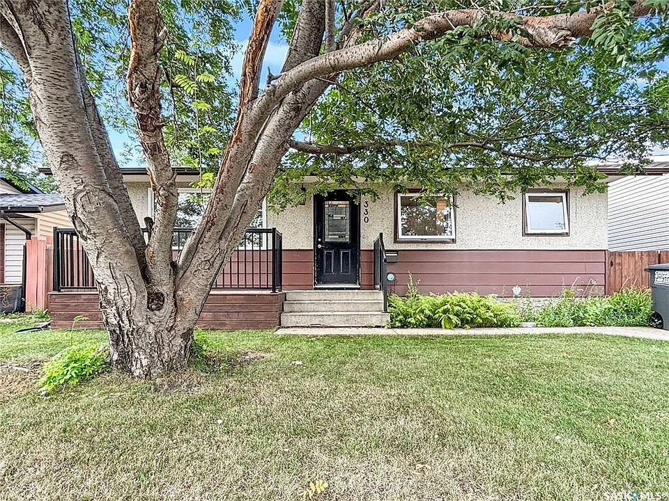 1st image of 330 Meighen CRESCENT