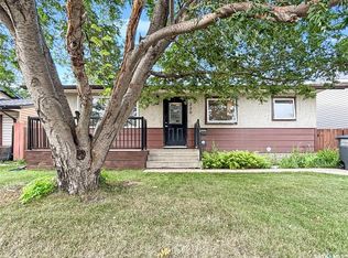 330 Meighen CRESCENT, Saskatoon, SK S7L 4W7