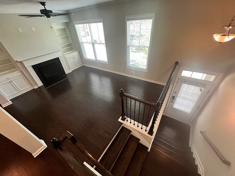 701 Sunset Park Dr — Photo 4