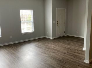 12245 Pebble St Unit 900, Fishers, IN 46038