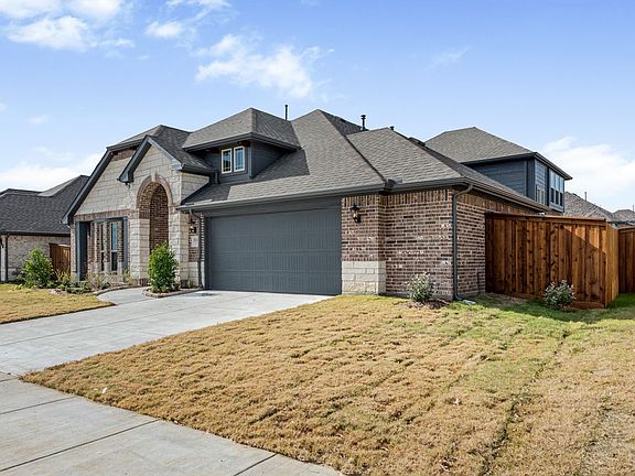 2nd image of 2514 Brookside Dr