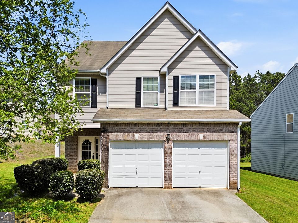 1st image of 2415 Valley Creek Dr
