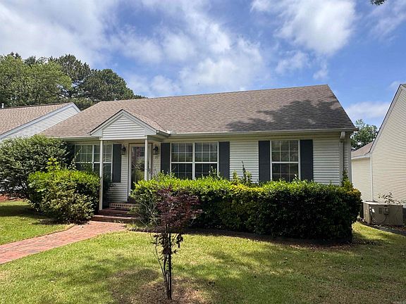 2nd image of 31 River Oaks Trce