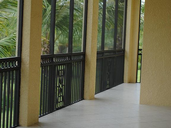 Large, Screened Lanai
