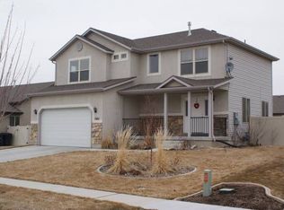 1384 W 2300 S, Woods Cross, UT 84087