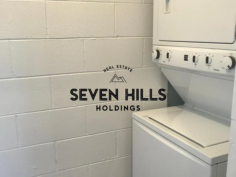 1022 N Harrison St — Photo 14