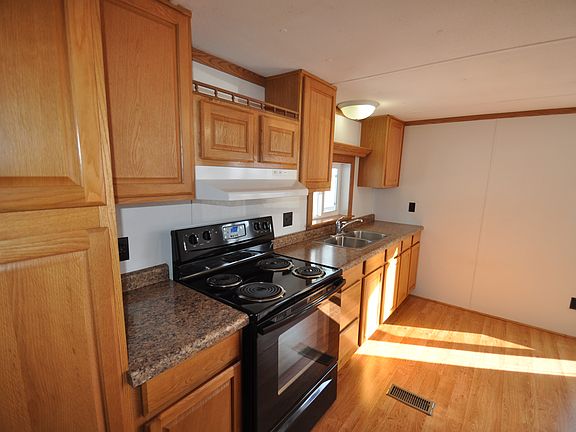 2nd image of W7117 Mariner Cir