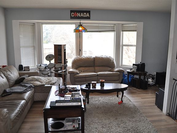 3rd image of 407 Baird Ave #5