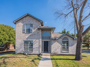 2224 Waterway Dr, Mesquite, TX 75181