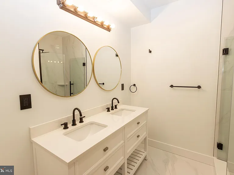 3604 Melon St #2 — Photo 8