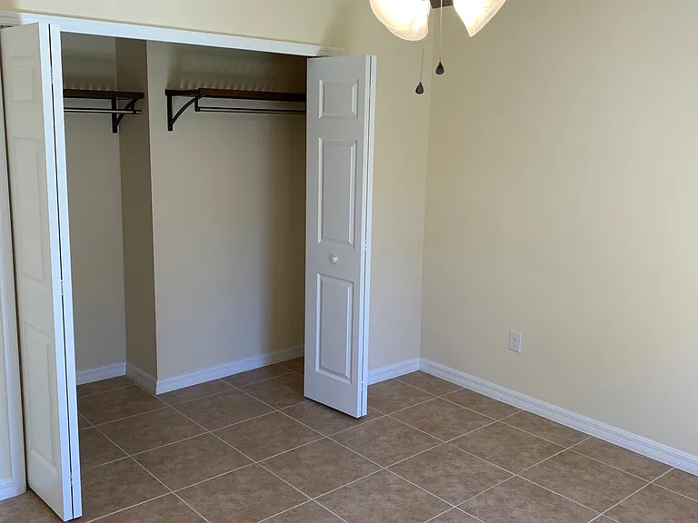 3827 SW 8th Ct — Photo 27