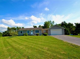 1503 Reed Rd, Bergen, NY 14416
