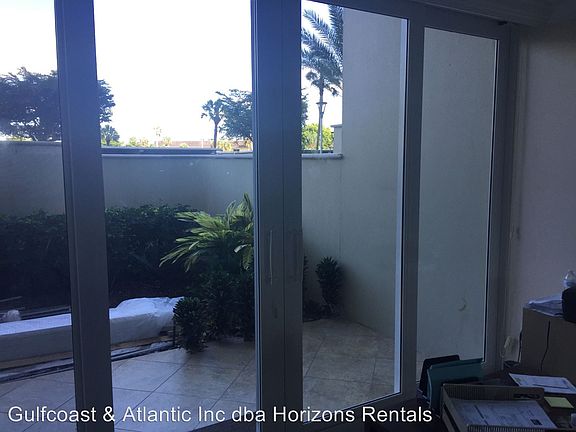3rd image of 140 Seaview Ct APT 104N