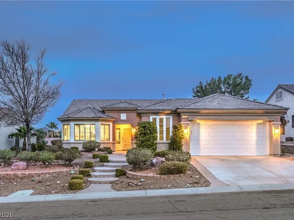 2072 Crown View St, Henderson, NV 89052