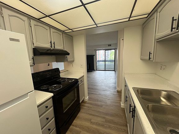 5th image of 14437 E 1st Dr APT B9