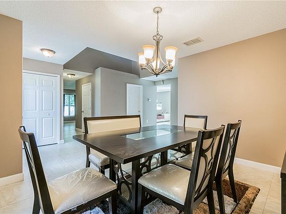 4th image of 6272 Alderwood St