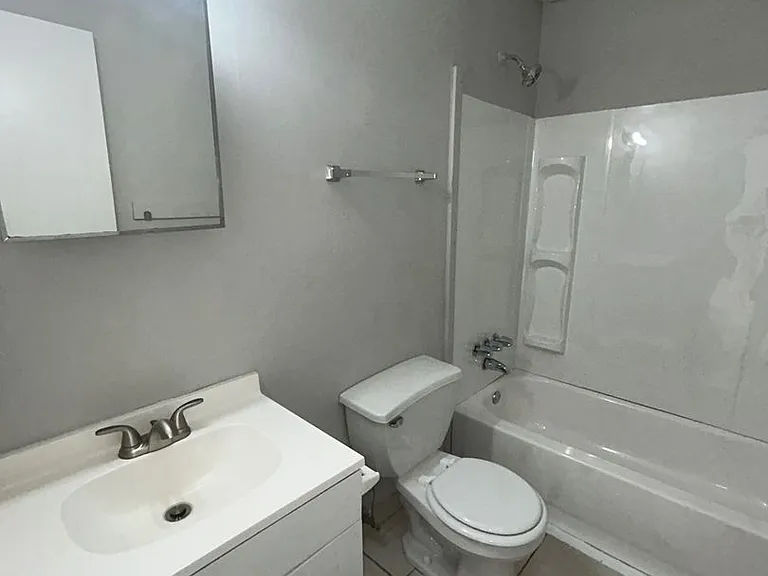119A Calvin Ct — Photo 5