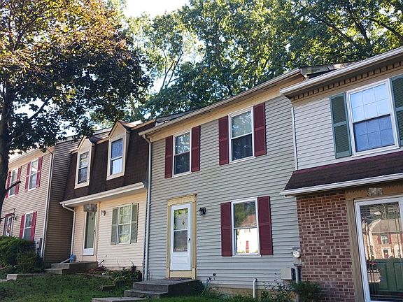 2nd image of 3803 Lansdale Ct