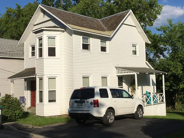 16 Covell Ave #2 — Photo 2