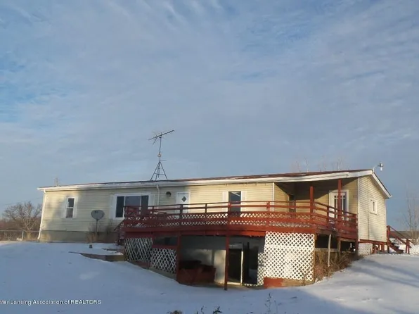 10240 Garrison Rd, Laingsburg, MI 48848
