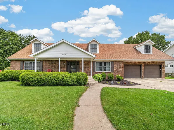 820 Lincoln Ave, Fostoria, OH 44830