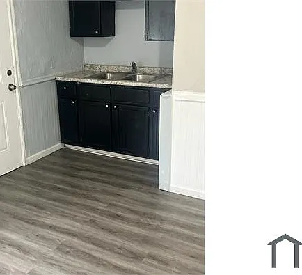 2 bed, $1,100 — Photo 2