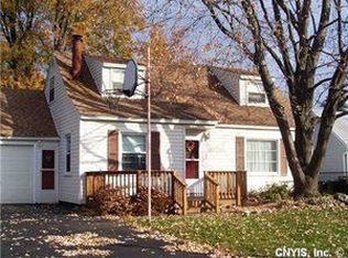 124 Castle Rd, North Syracuse, NY 13212