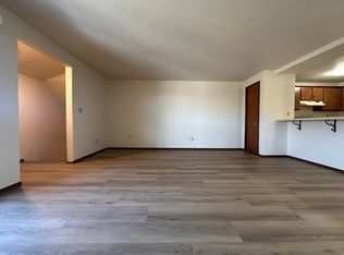1750 Eldorado Dr #5, Green Bay, WI 54302