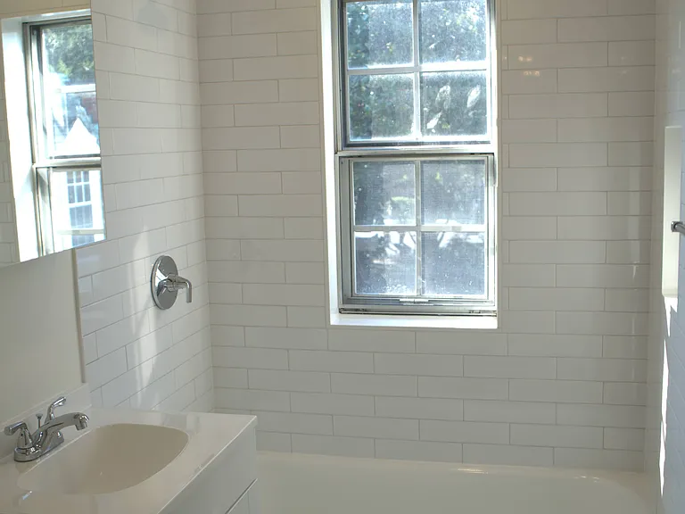 1728 N Rhodes St #281 — Photo 16