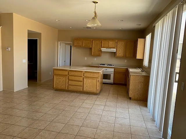12892 Dos Palmas Rd — Photo 4