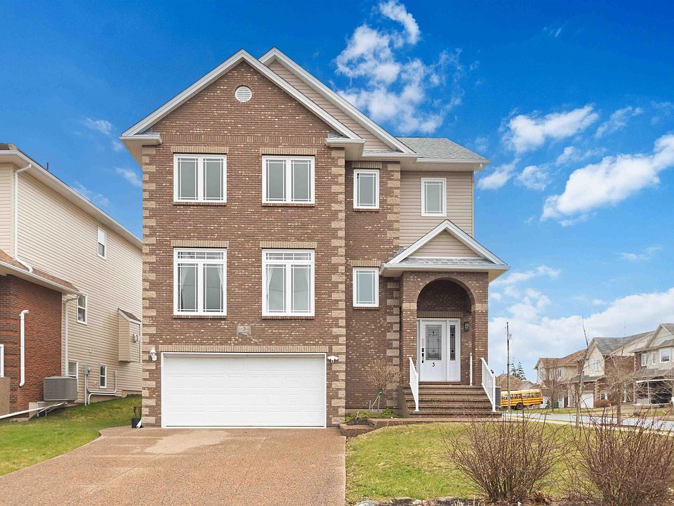 1st image of 3 Sedgewick Pl