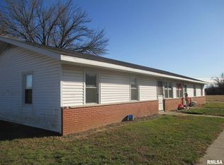 32 Harlan St, Meredosia, IL 62665