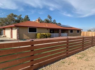 17494 Redbud St, Hesperia, CA 92345