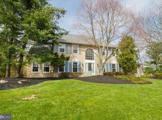 5 Brendan Ct, Holland, PA 18966