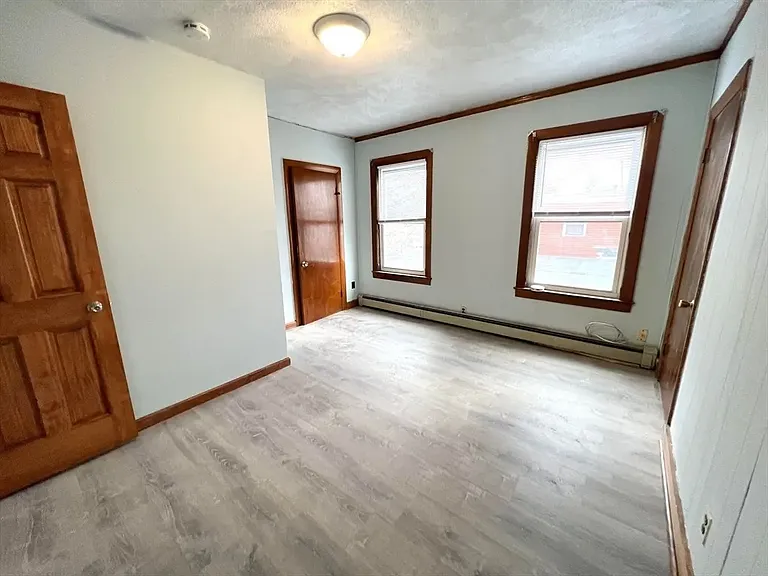 83-89 Webster Ave #2 — Photo 9