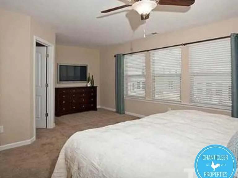 1037 Grand Rdg #1 — Photo 16