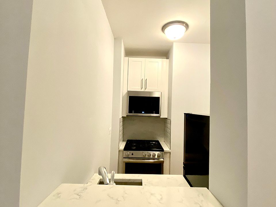1st image of 509 E 78th St APT 5G