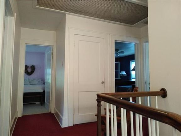 4th image of 1064 N Noyes Blvd