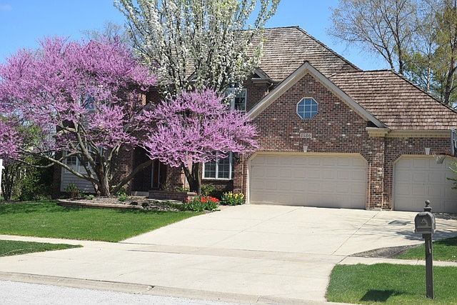 1st image of 1586 Pine Lake Dr